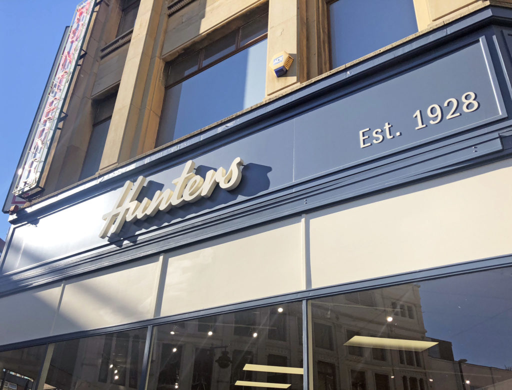 Hunters furniture | Outdoor Signage | Retail Signage | Fascia Signs | Hardy Signs | 2018 | 8