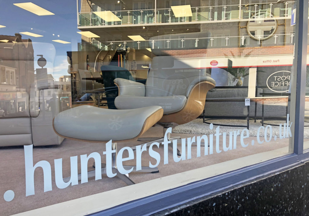 Hunters furniture | Outdoor Signage | Retail Signage | Vinyl Graphics | Hardy Signs | 2018 | 6