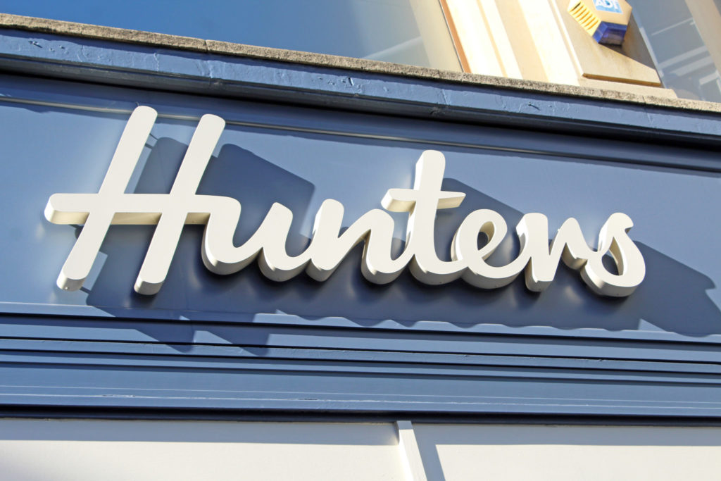 Hunters furniture | Outdoor Signage | Retail Signage | 3D Built Letters | Hardy Signs | 2018 | 3