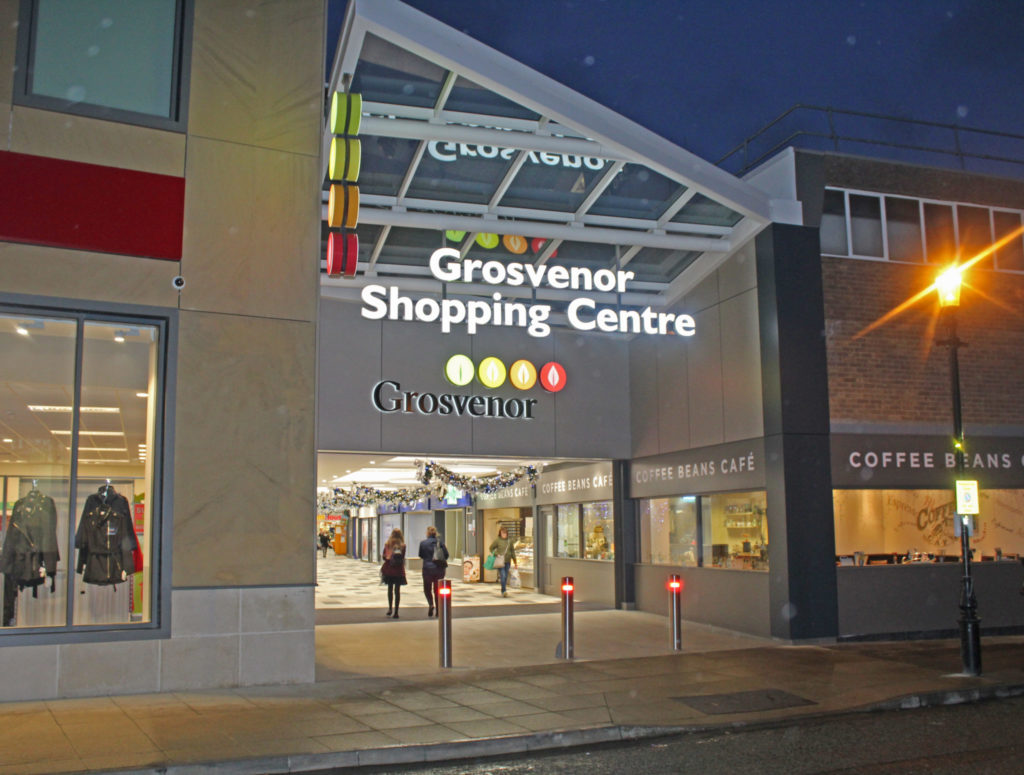Grosvenor Shopping Centre | outdoor Holo illuminated Signage | Hardy Signs | 2019 | 12