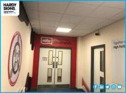 Muller - Droitwich - Hardy Signs - Wallpaper Graphics