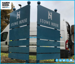 Stowe House - Hardy Signs - Post & Panel