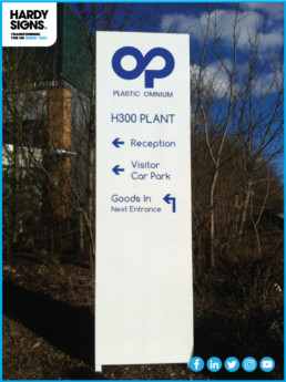 Plastic Omnium - Hardy Signs - Totem Signs