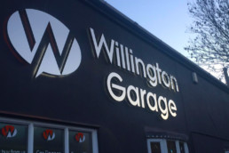 Willington Garage - Hardy Signs - Illuminated Signs