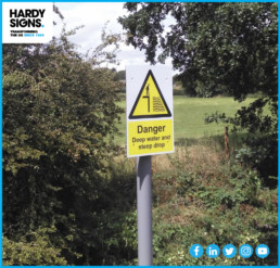 Hardy Signs - KP Snacks - Traffic Signs