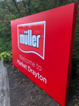 Muller - Hardy Signs - Exterior Signage