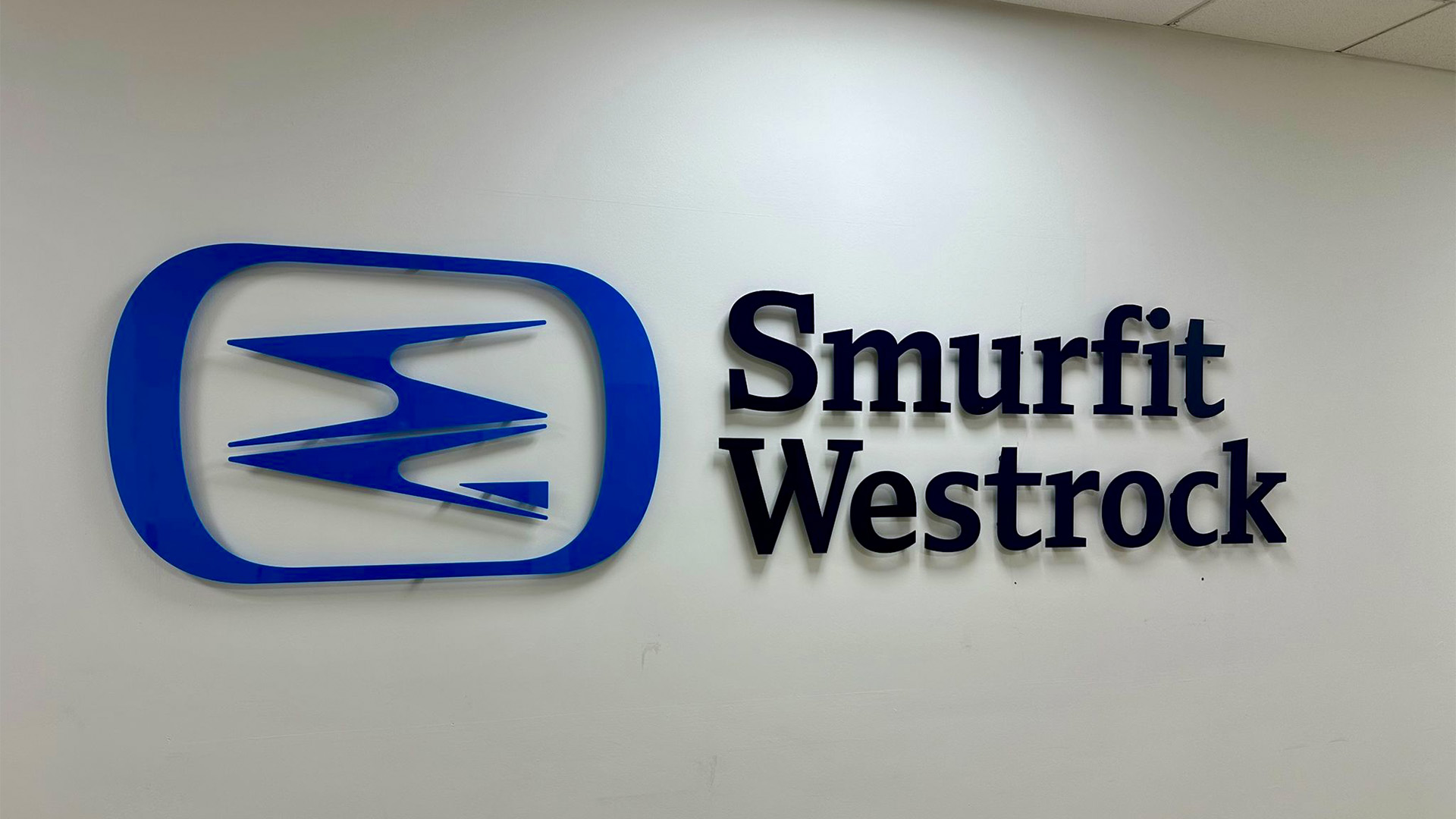 Hardy-Signs-Smurfit-Westrock-Interior-Signage4